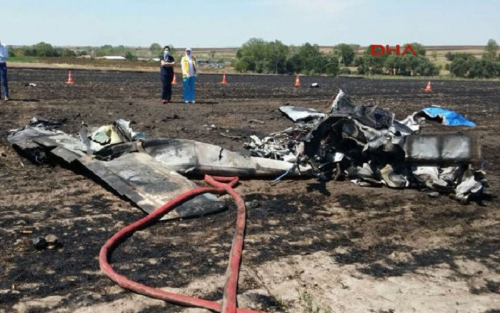 2 die in trainer plane crash in Turkey  